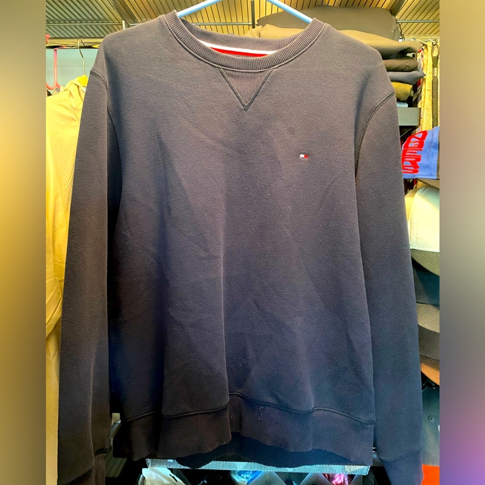 TOMMY HILFIGER Men’s Large Navy Blue Crewneck Sweatshirt